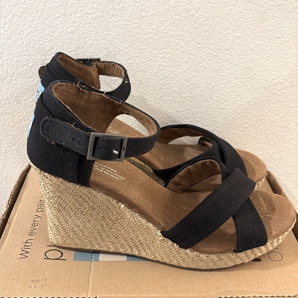 [TOMS] Black Canvas Strappy Open-Toe Espadrille Sandals Wedges Womens 10 w/ Box - Picture 5 of 16